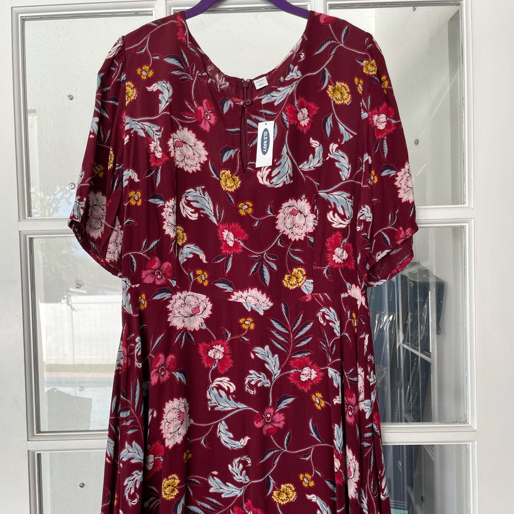 Old Navy swing floral cocktail dress
